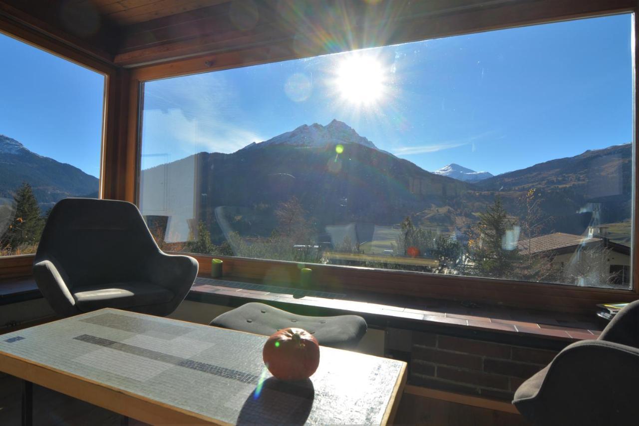 Vila Haus Schwarz Savognin Exteriér fotografie