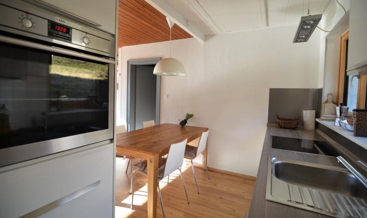 Vila Haus Schwarz Savognin Exteriér fotografie